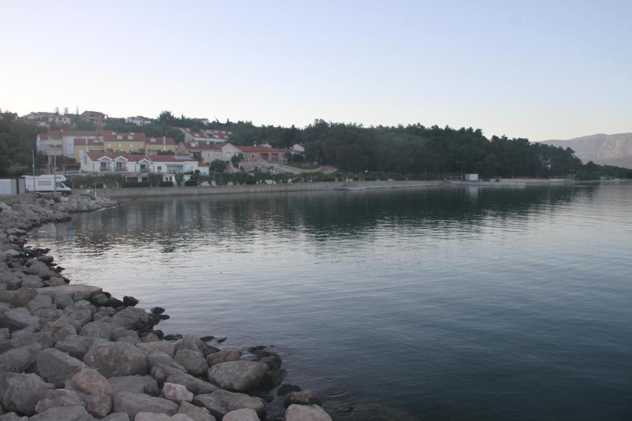 Apartments Klaudija Čižići Eksteriør bilde